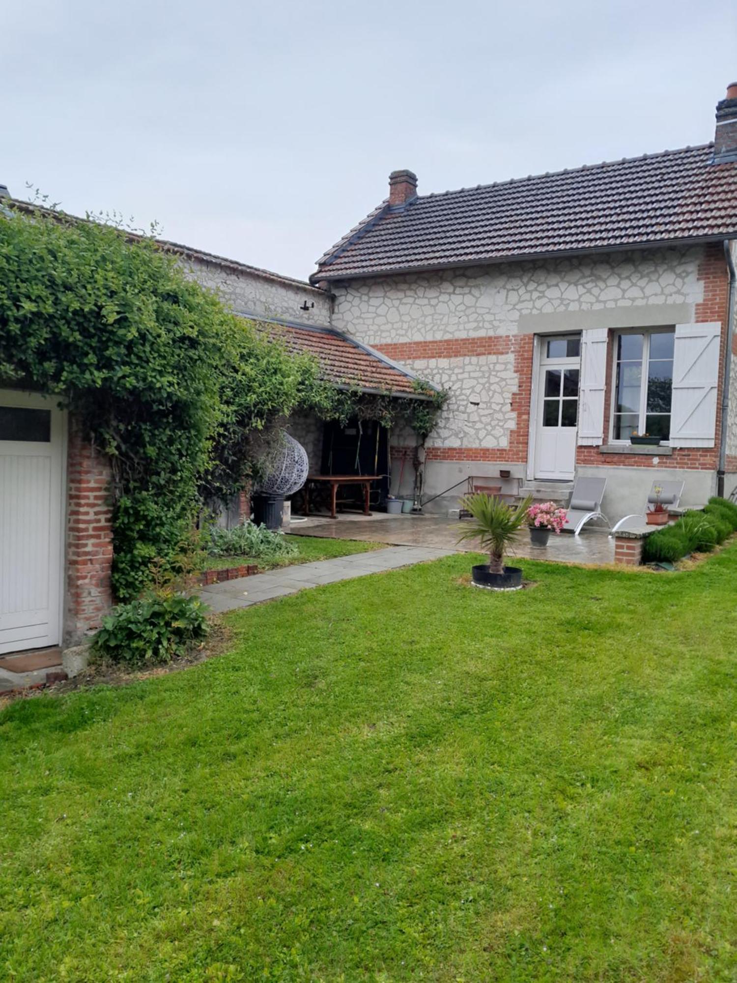 Gite, Maison A La Campagne Ardennes, Aisne,Marne Le Thour 外观 照片